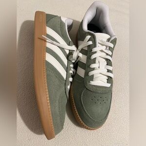 adidas Breaknet Sleek Women's Sportswear Shoes